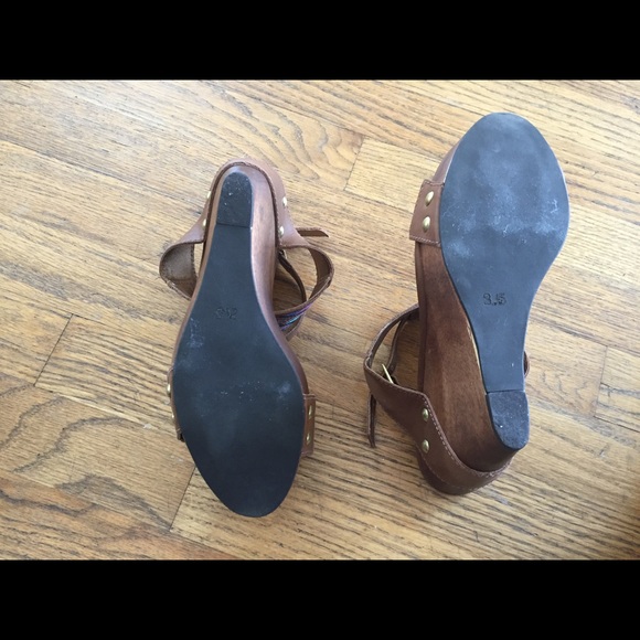 Cynthia Vincent Wedges Size 8.5 - Picture 3 of 4